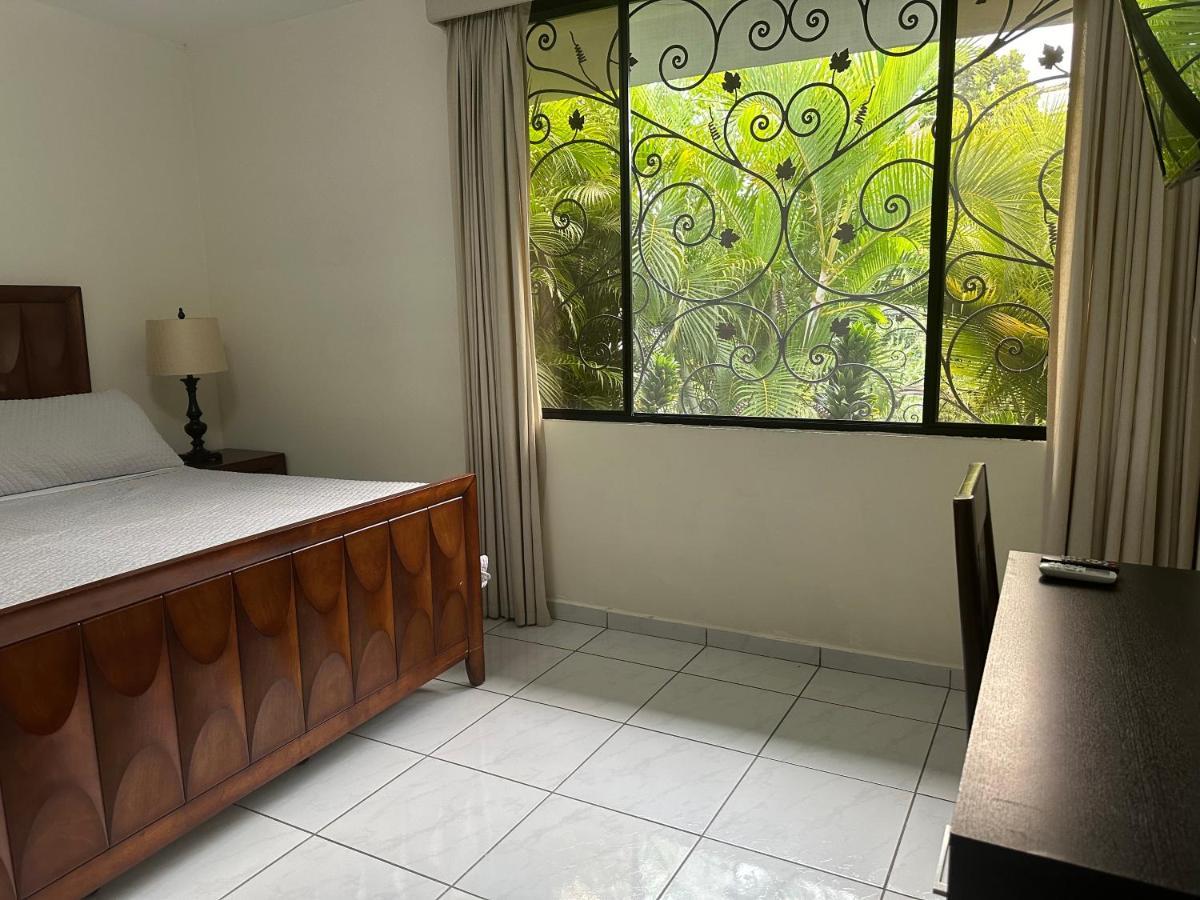Casa Pamplona Hotel San Salvador Buitenkant foto