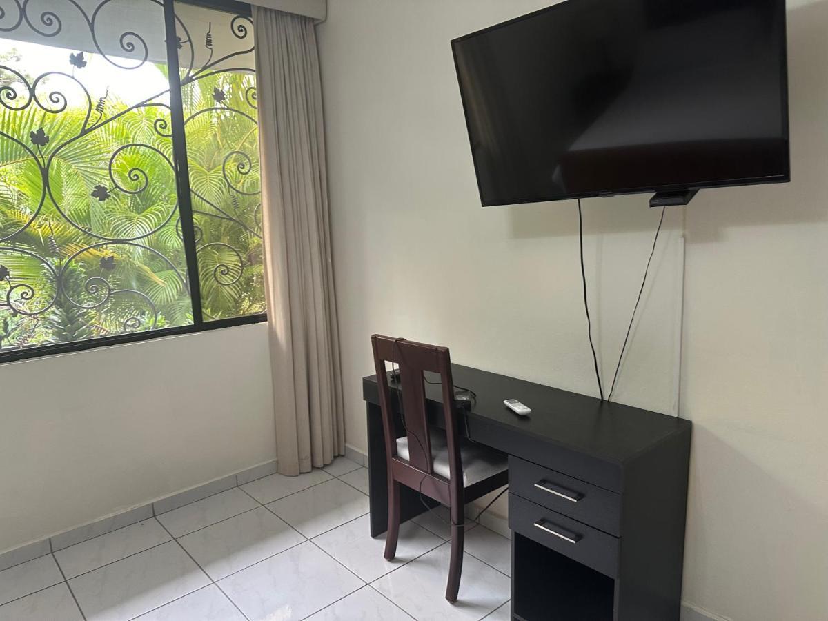 Casa Pamplona Hotel San Salvador Buitenkant foto