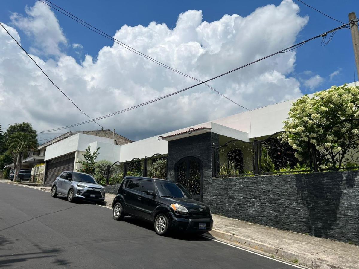 Casa Pamplona Hotel San Salvador Buitenkant foto